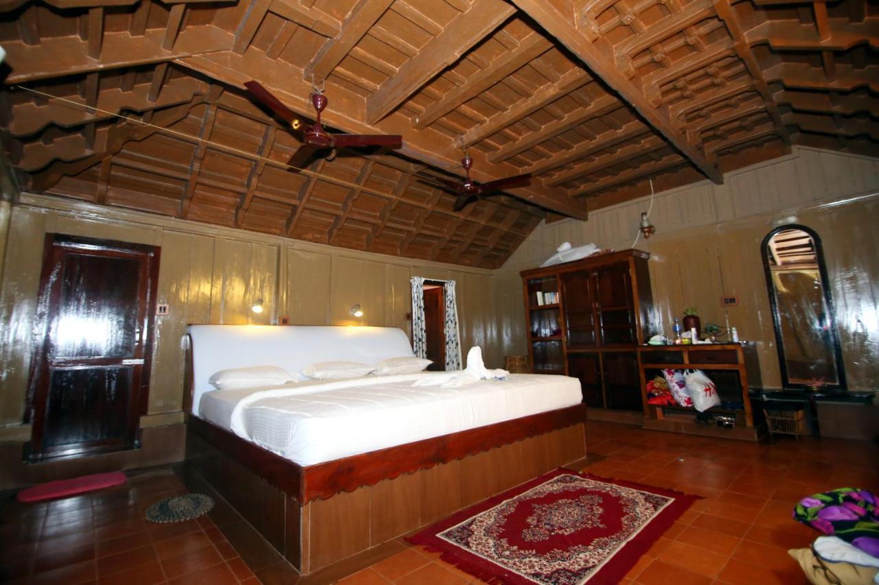 Varkala Marine Palace Esterno foto