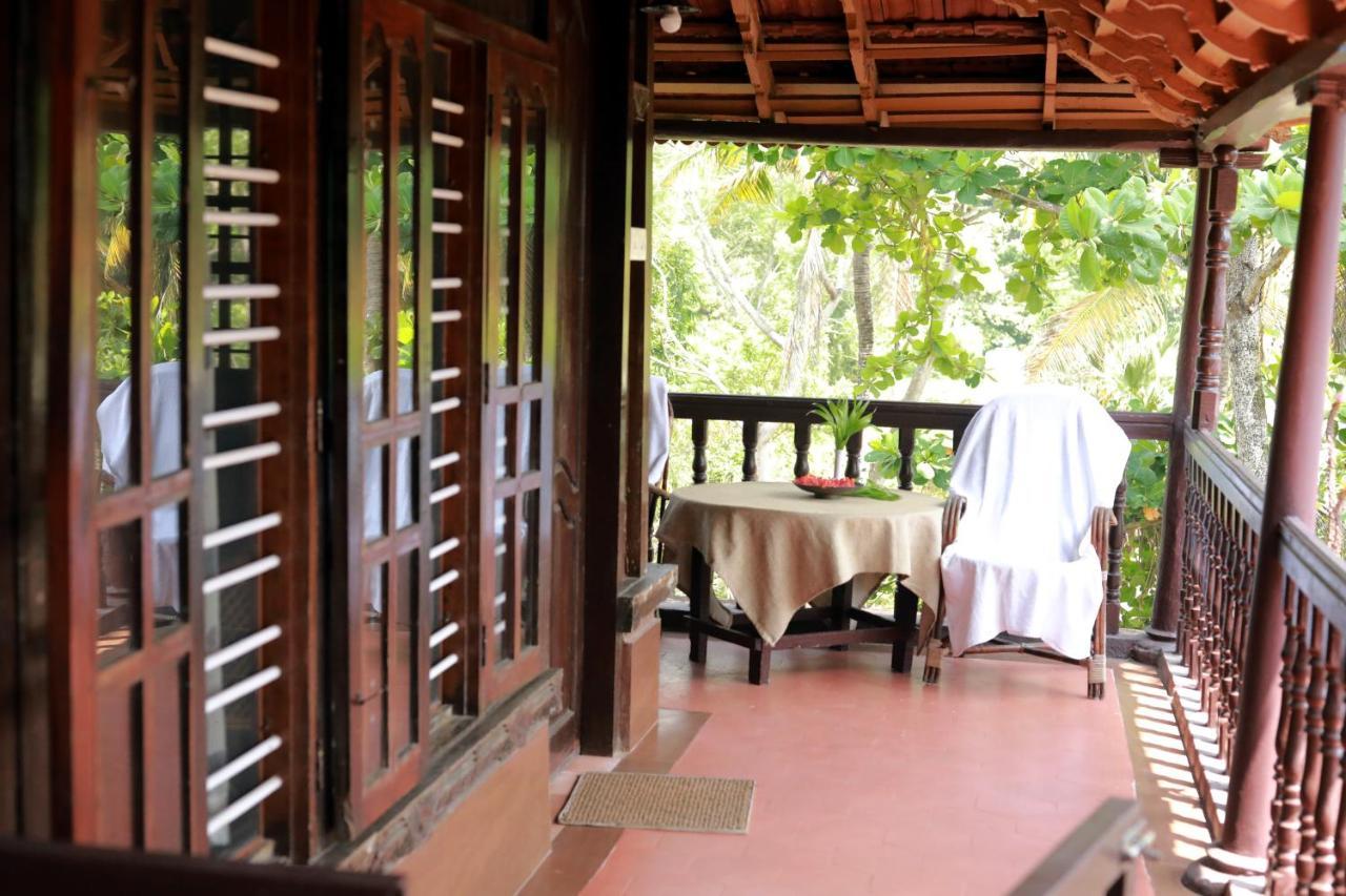Varkala Marine Palace Esterno foto