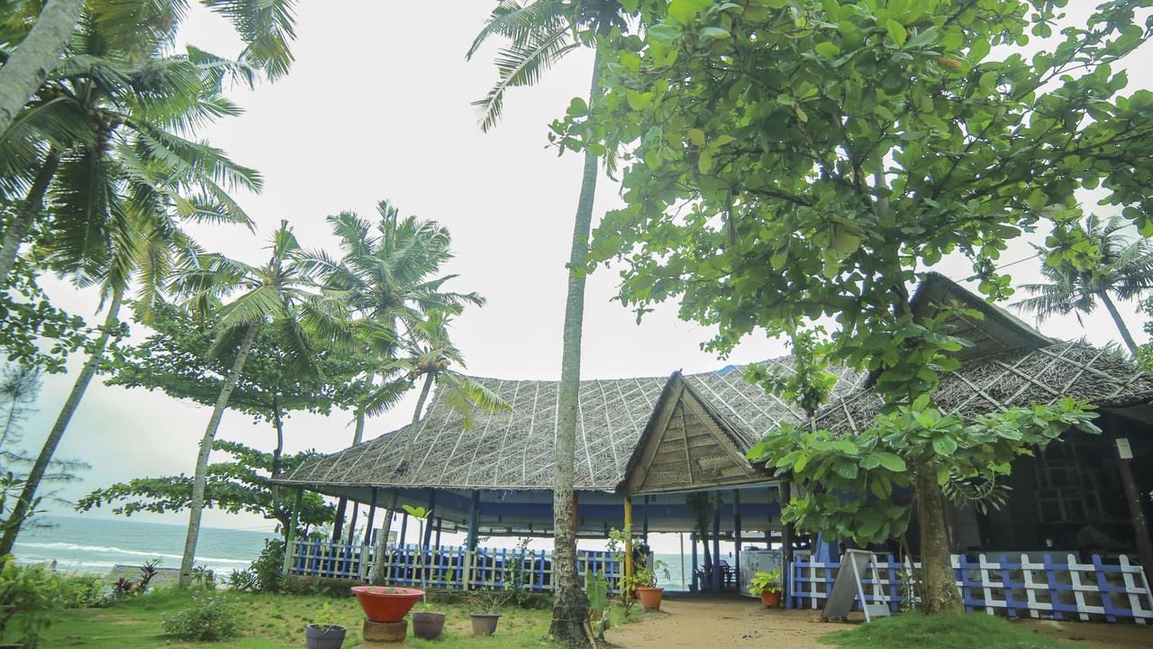 Varkala Marine Palace Esterno foto