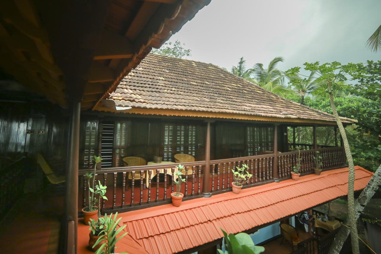 Varkala Marine Palace Esterno foto