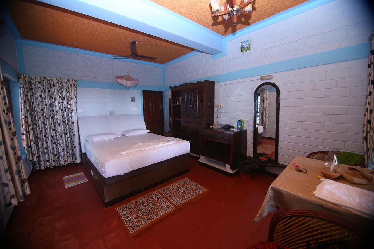Varkala Marine Palace Esterno foto