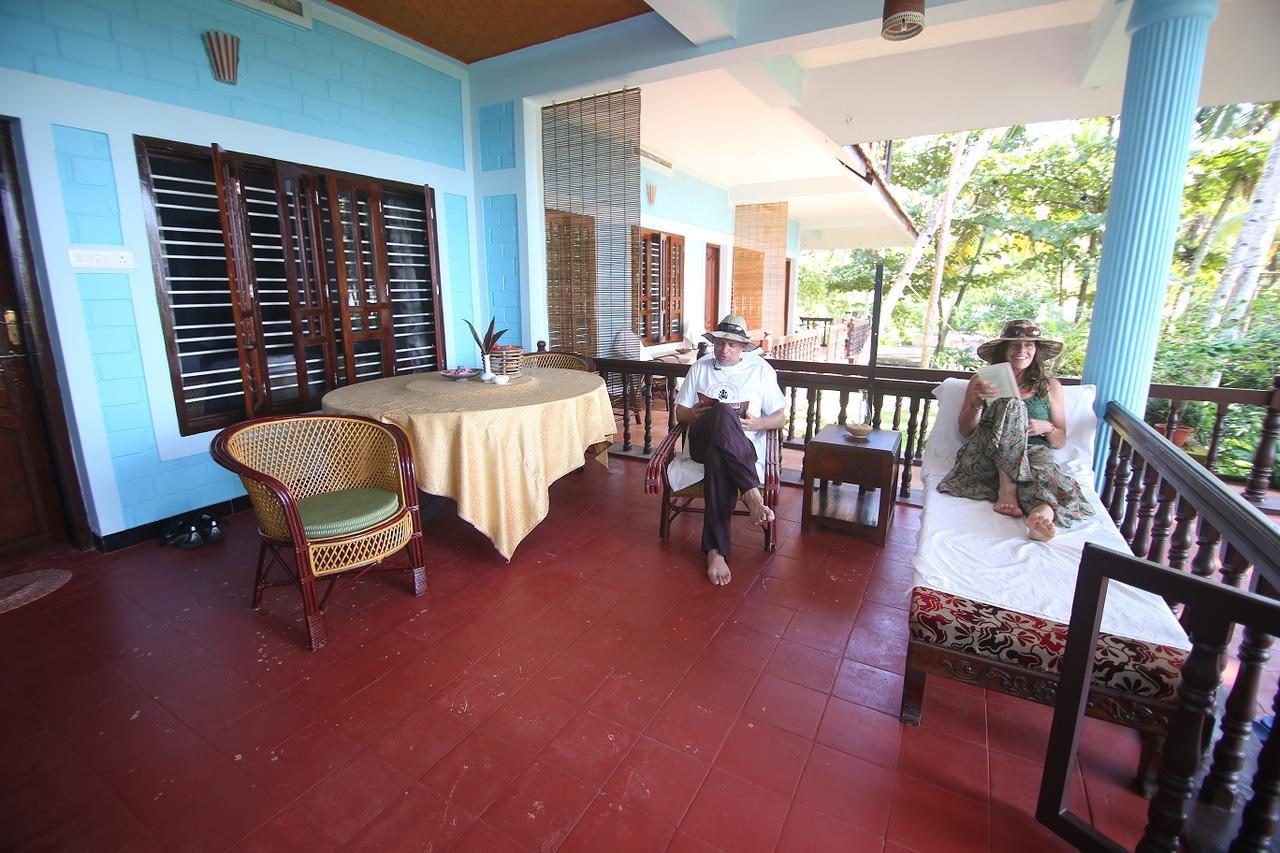 Varkala Marine Palace Esterno foto