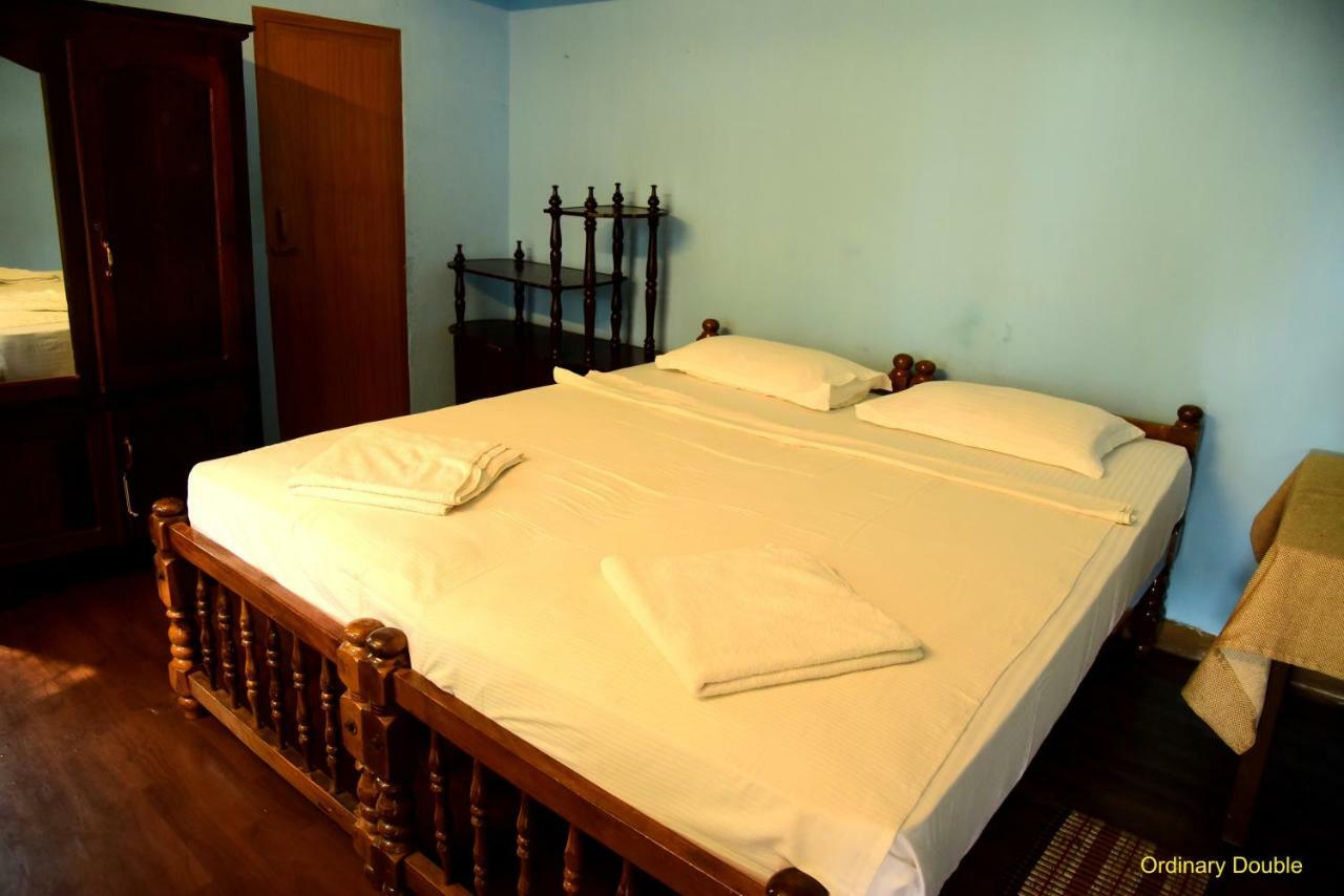 Varkala Marine Palace Esterno foto