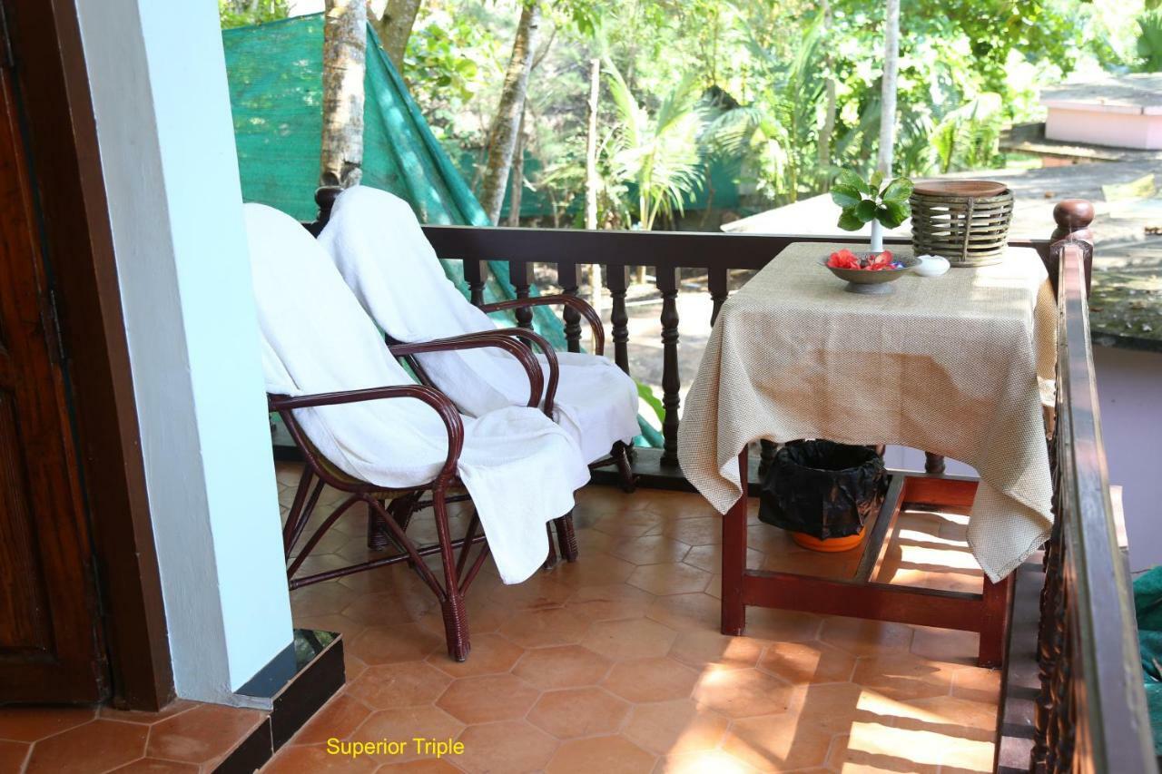 Varkala Marine Palace Esterno foto